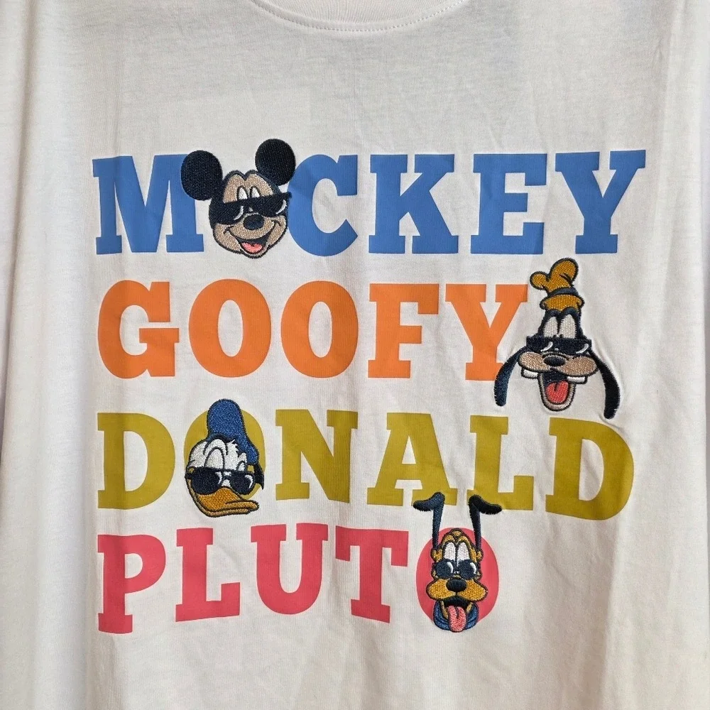 Disney Embroidery Mickey Goofy Donald Pluto Graphic T-Shirt Large Women's Casual